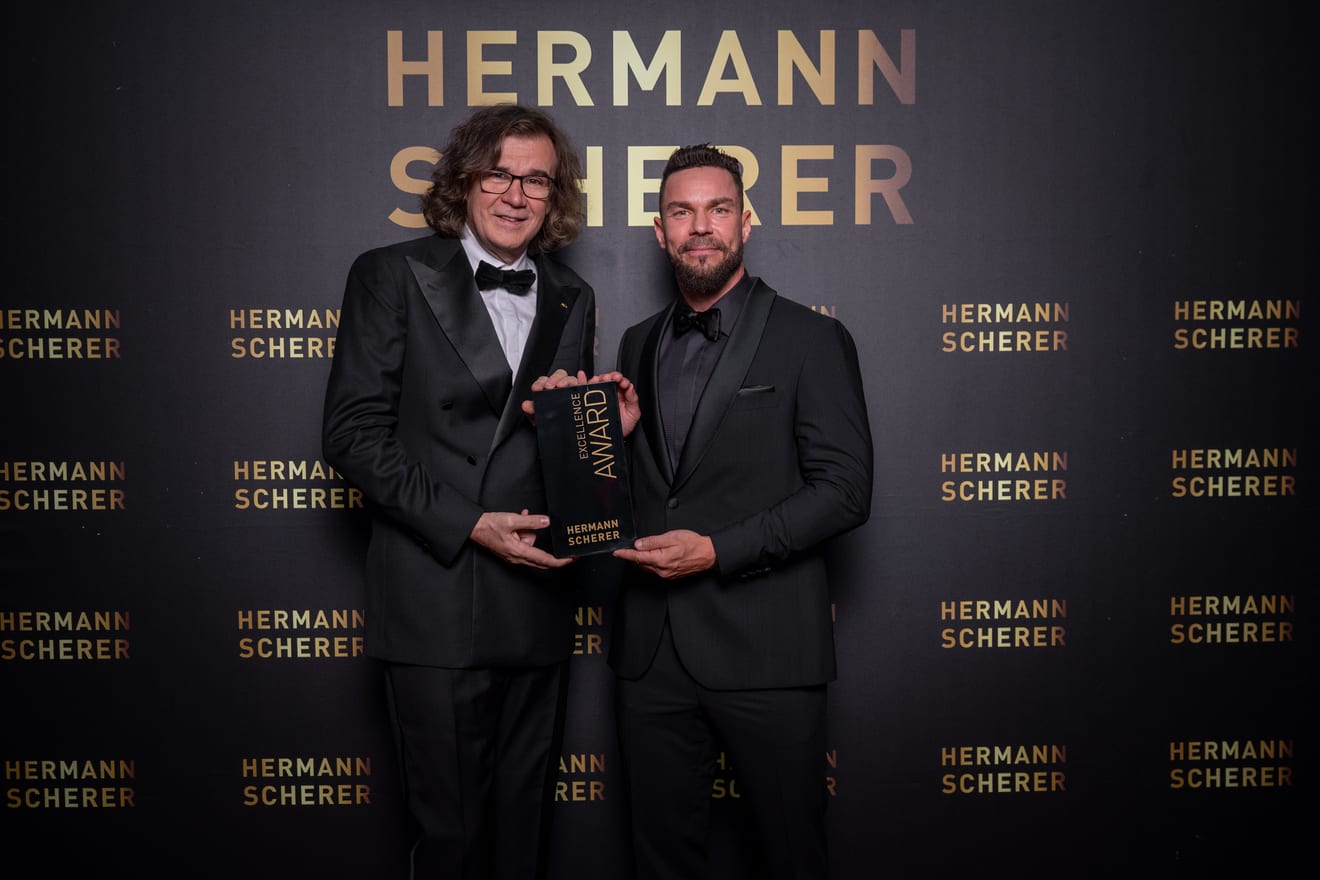 Markus Schertler erhält den Hermann Scherer Excellence Award